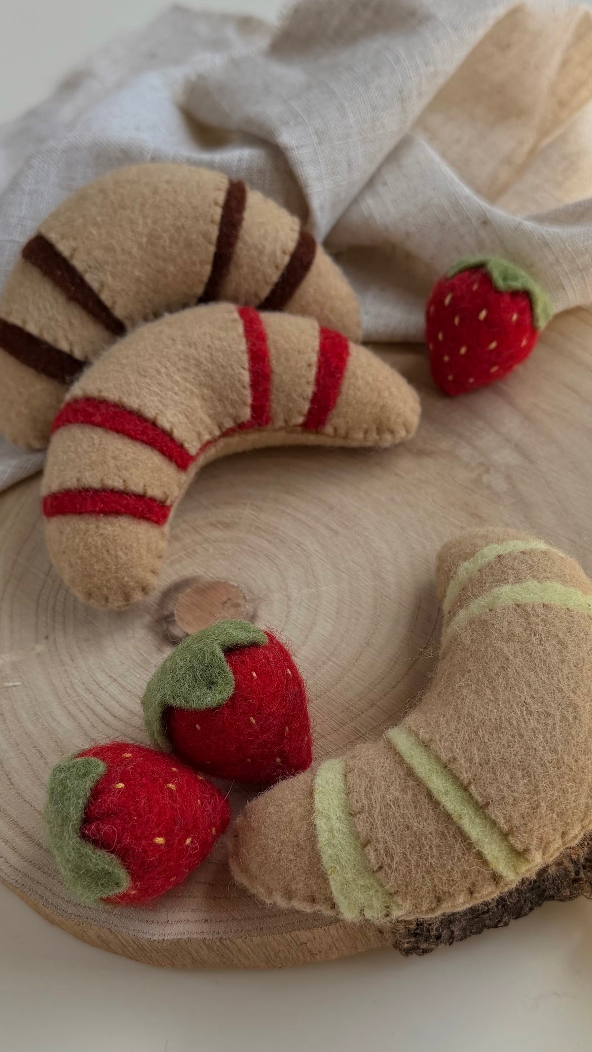Croissant trió & eper játékkészlet